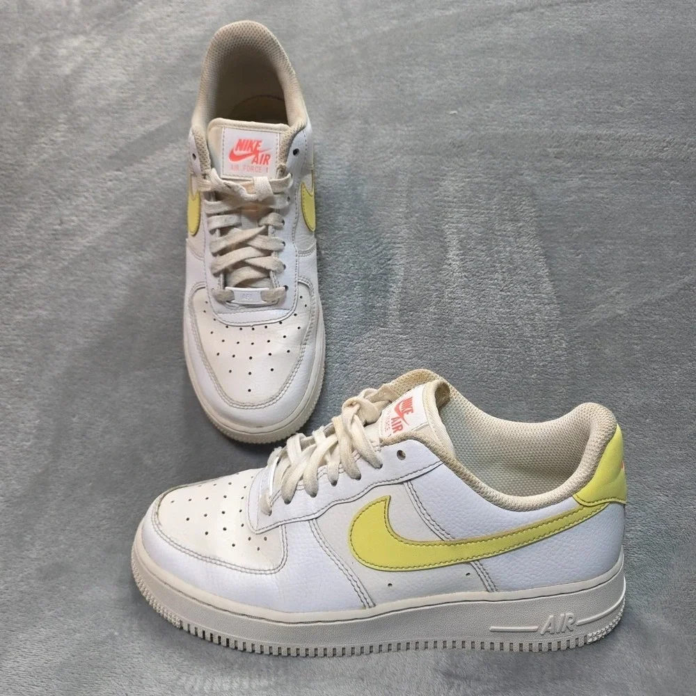 Size‎ 8.5 - Nike Air Force 1 '07 White Light Citron W